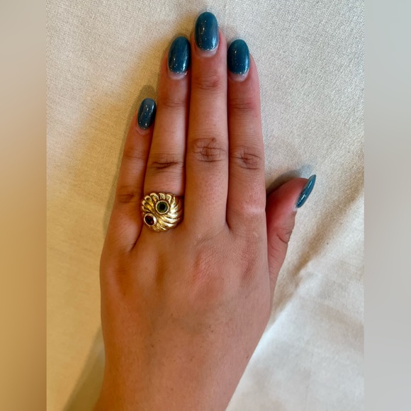 Vintage 14K Gold Garnet and Peridot Ring - Picture 16 of 16